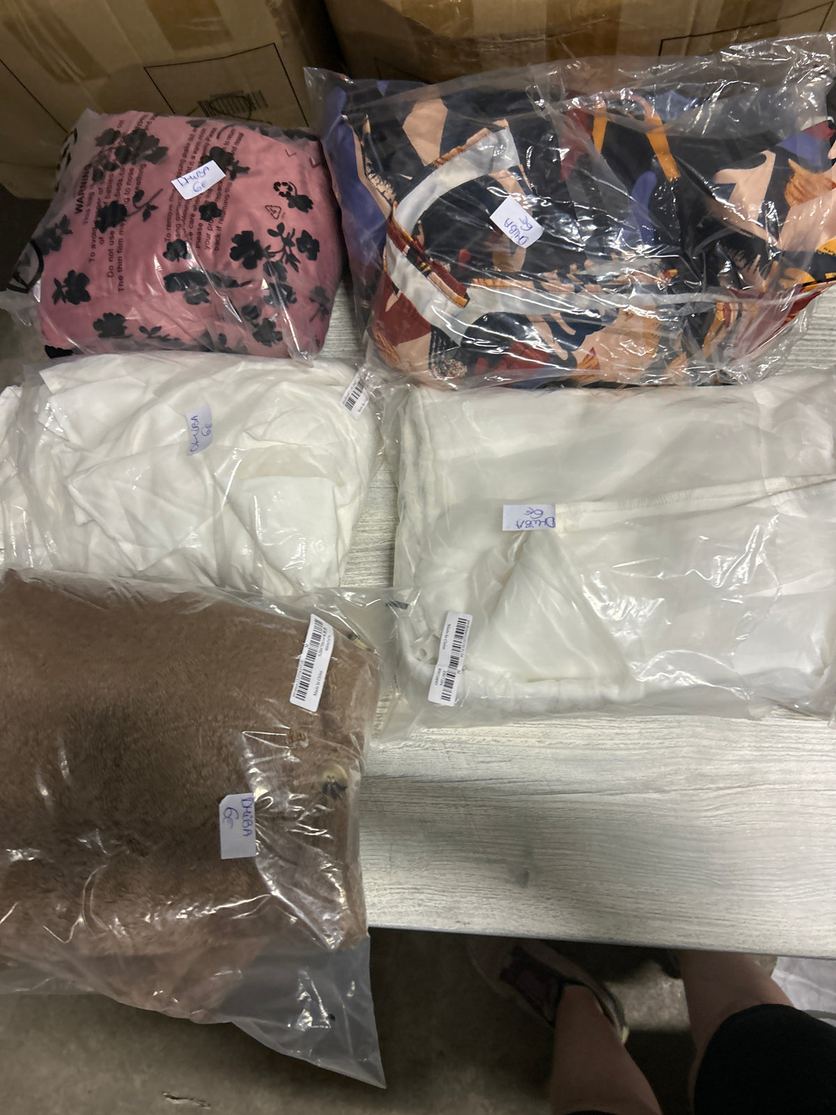 Commande Dhiba