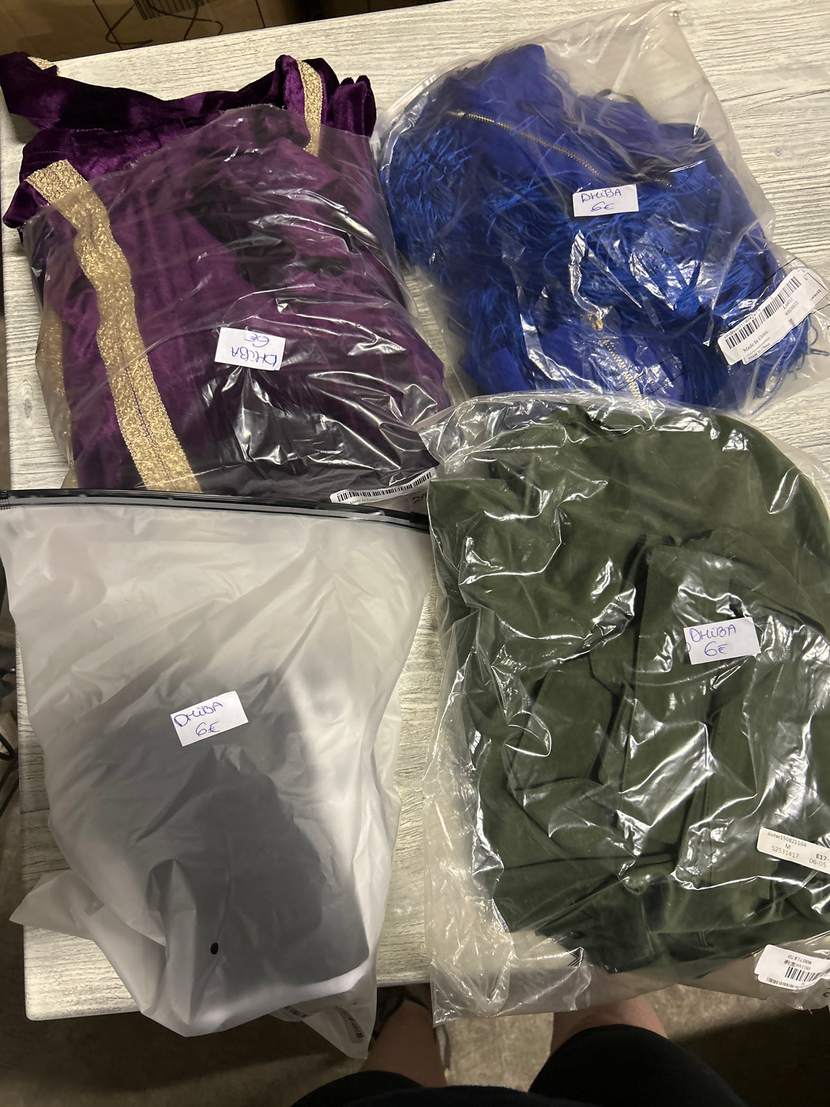 Commande Dhiba