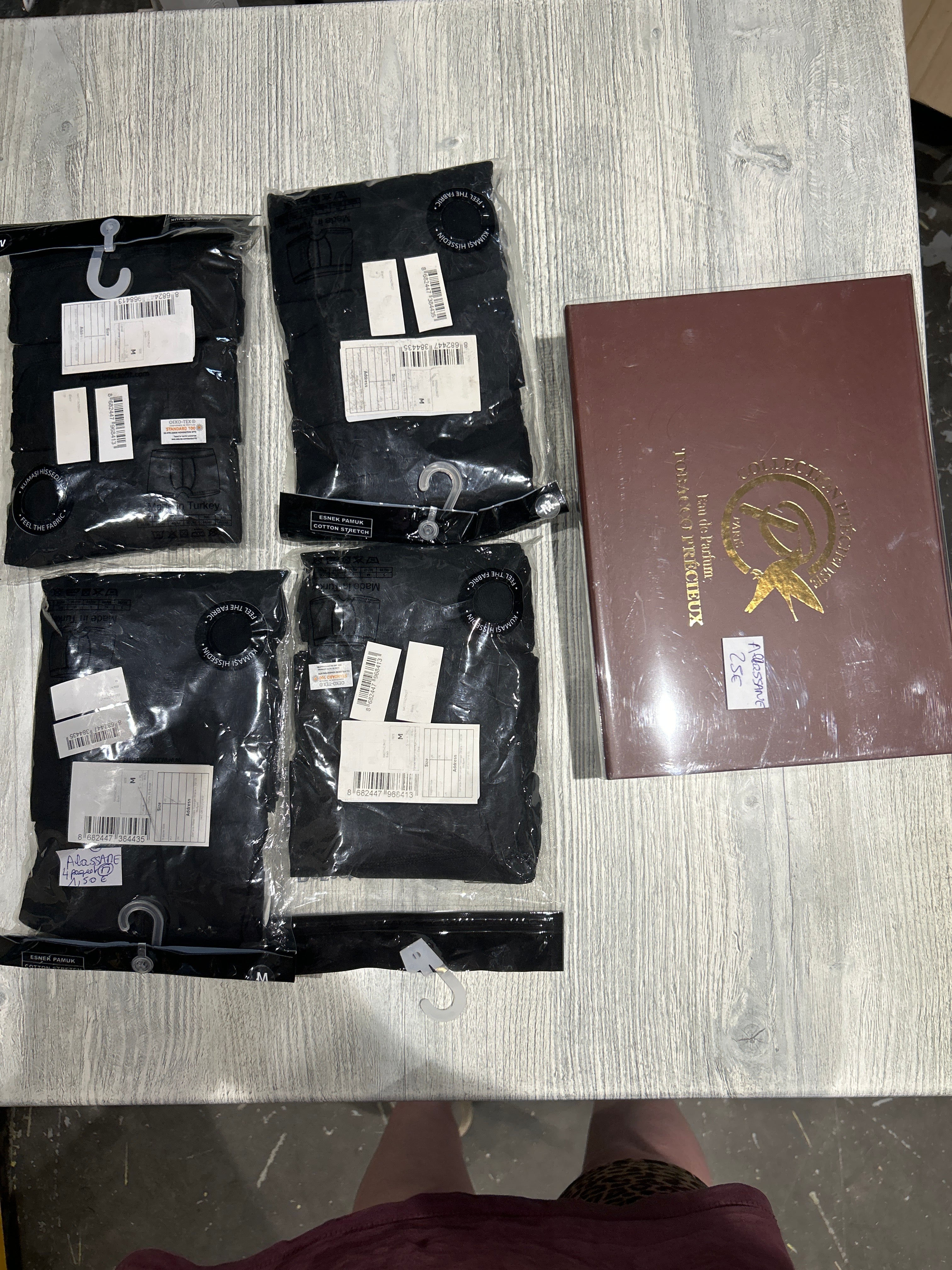 Commande alassane DAHO.G